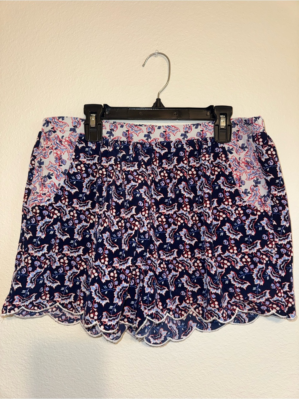 Floral Scalloped Shorts